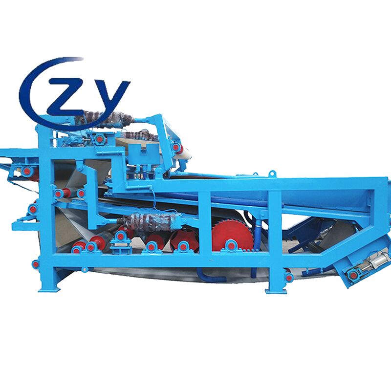 Durable Motor-Powered Angled Belt Conveyor for Cassava Transport